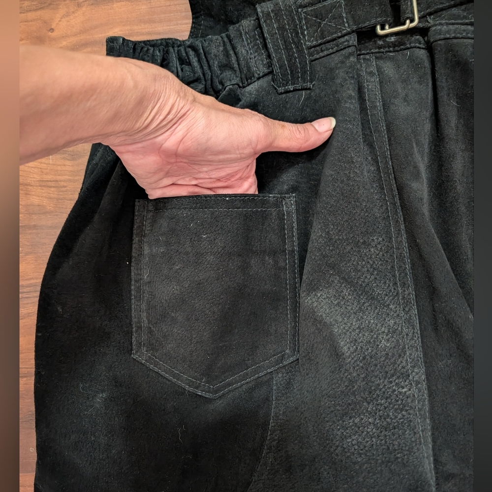 Express Compagnie Internationale Vtg 90s Black Suede Overall Shorts size L - Picture 15 of 16